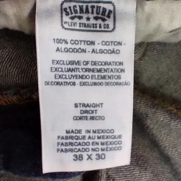 Signature by Levi Strauss & Co. Gold Label Men's Regular Fit Jeans 38W x 30L - Picture 3 of 5